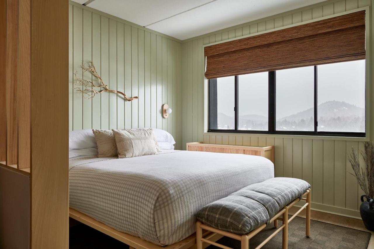 Bluebird Lake Placid Esterno foto